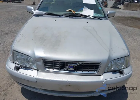 2004 Volvo S40 A/Lse from USA, damaged, VIN YV1VS27504F042565